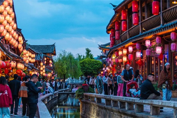 云南旅游,云南旅行社,云南團(tuán)建公司,麗江旅游,麗江旅行社,麗江團(tuán)建公司,麗江會議會展：春風(fēng)十里，不如麗江一隅